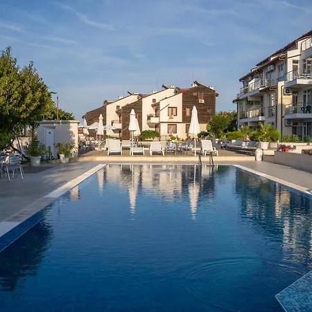 Poolside Paradise Ξενοδοχείο με διαμερίσματα