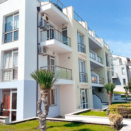 Hotel de apartamente Poolside Paradise *
