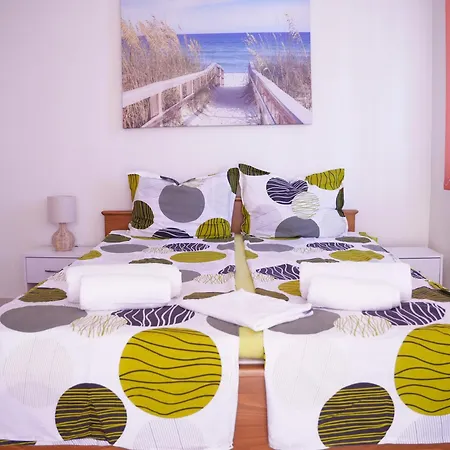 Hotel de apartamente Poolside Paradise Sozopol